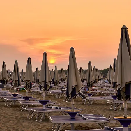 Lovely Getaway Near The - Beahost Apartamento